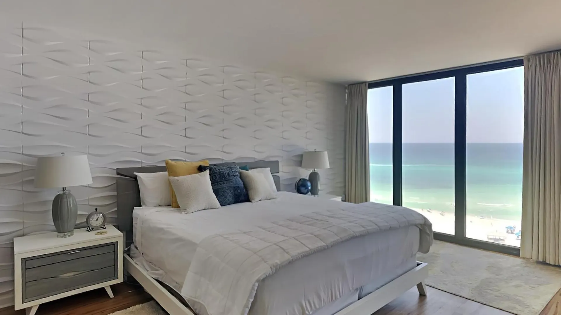 Edgewater Tower III 704 Apartment Panama City Beach