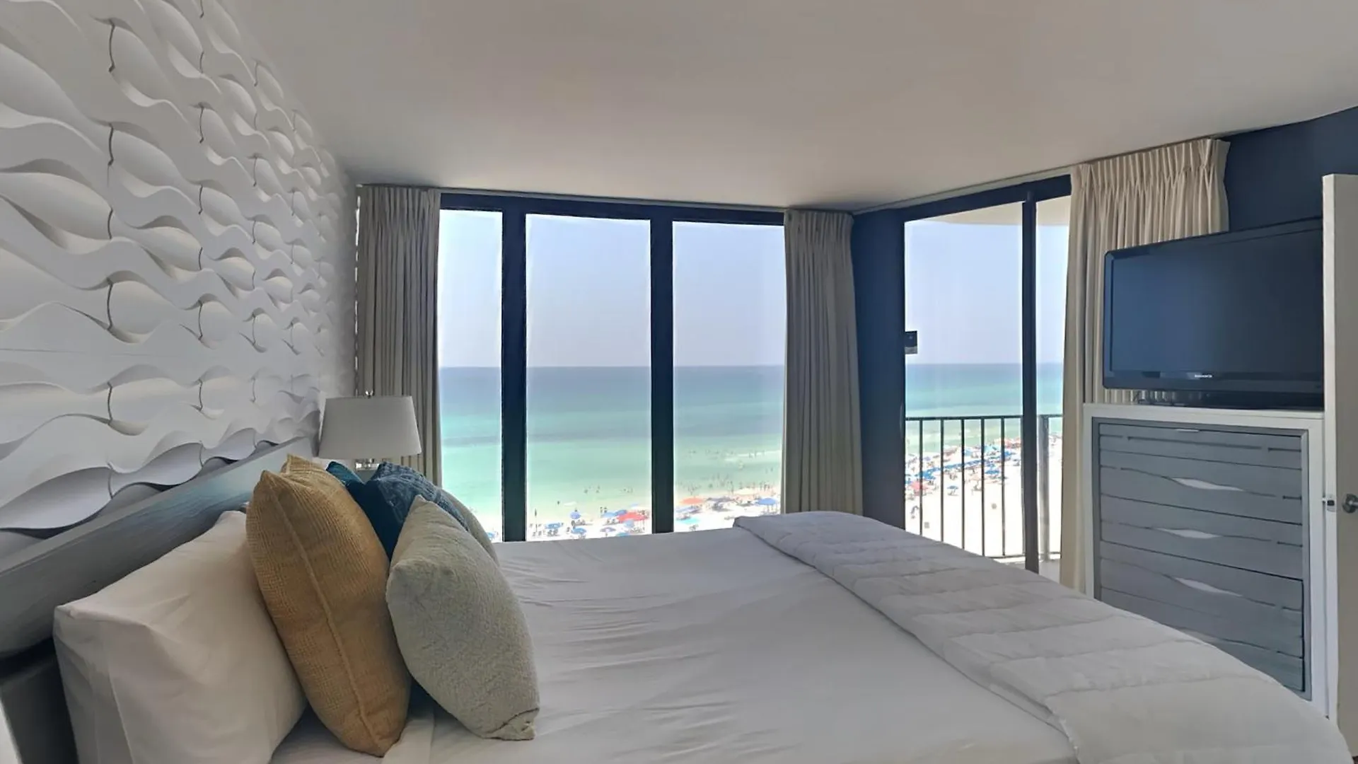 Edgewater Tower III 704 Apartment Panama City Beach United States